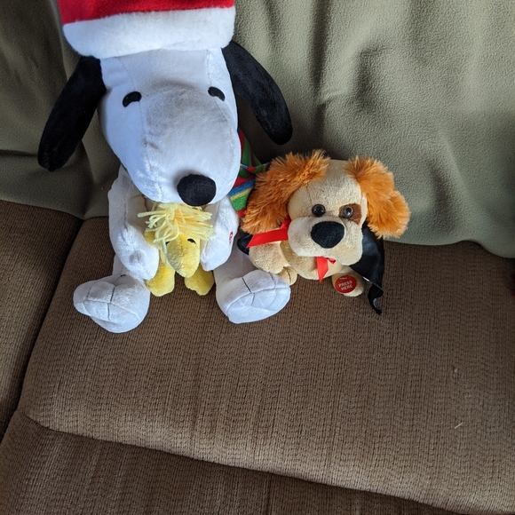 Other - Snoopy and Dog Animated Holiday Decorations